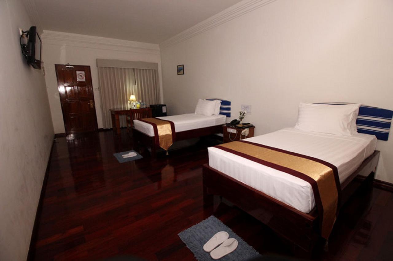 Myanmar Life Hotel Янгон Экстерьер фото