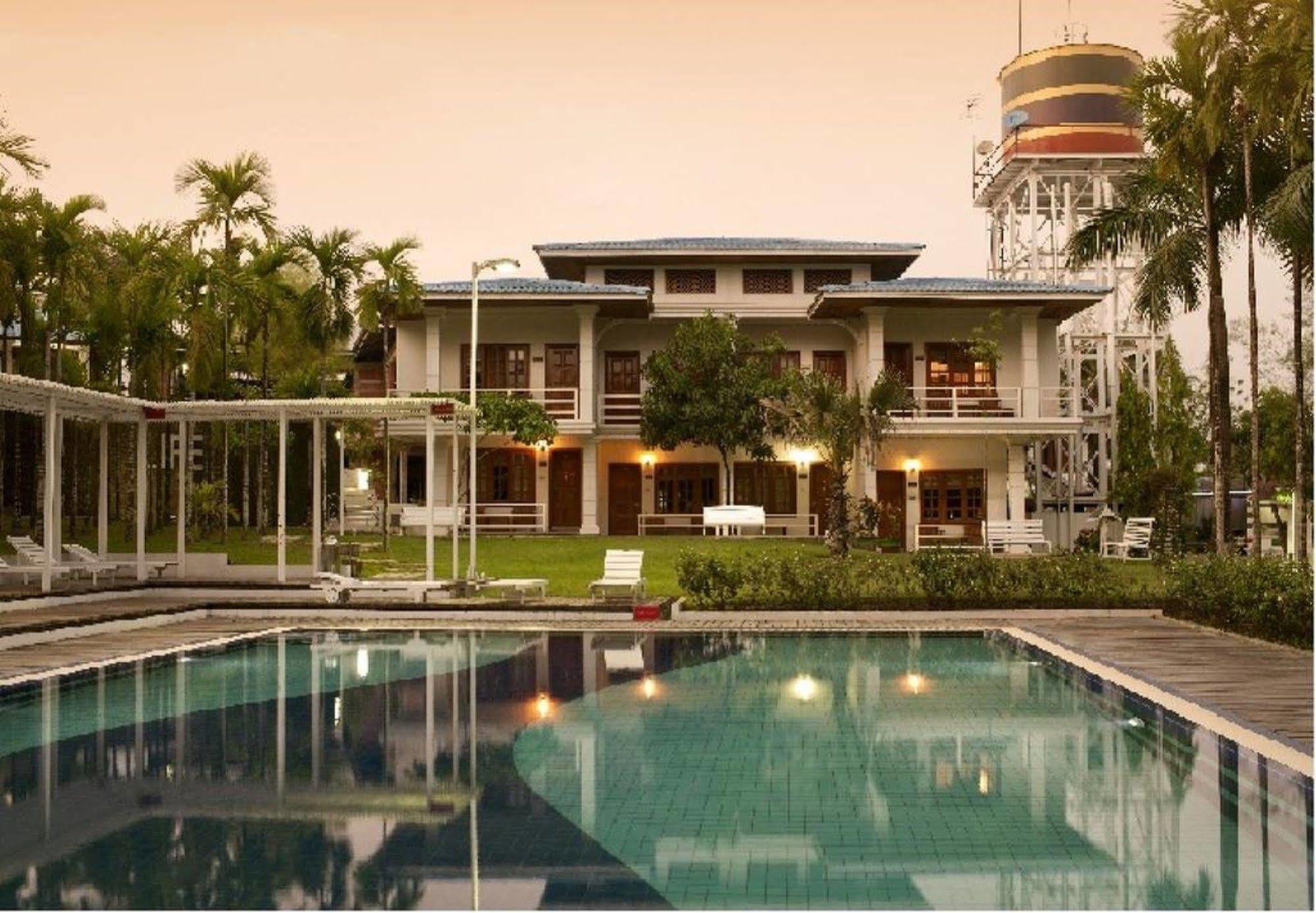 Myanmar Life Hotel Янгон Экстерьер фото