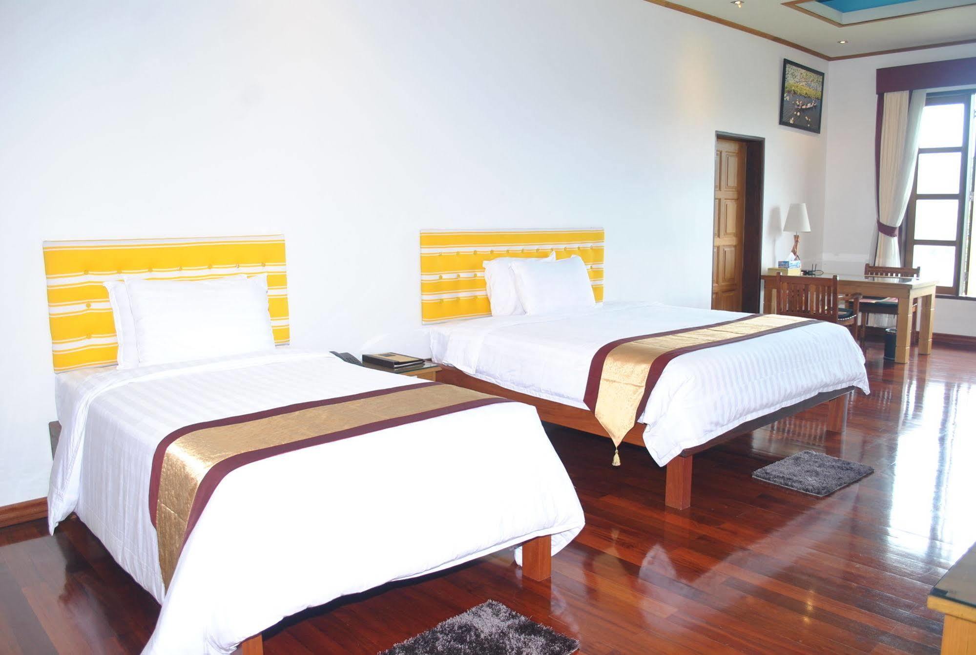 Myanmar Life Hotel Янгон Экстерьер фото